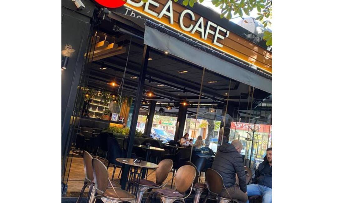 Offerte di lavoro a Tirana, Profession Banakier/e, Kamarier/e , , Pagamento 35,000  Leke.