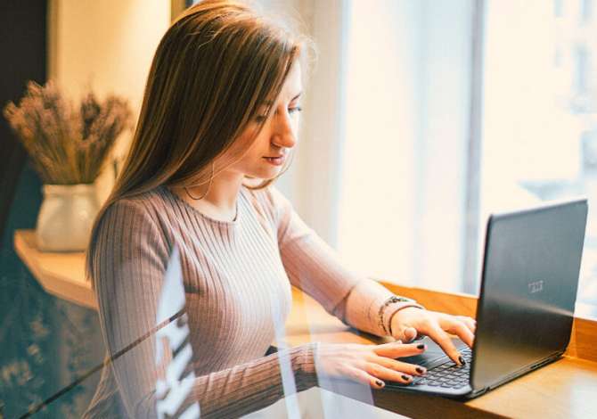 Njoftime Pune per Menaxhere rrjete sociale dhe marketing ne Tirane