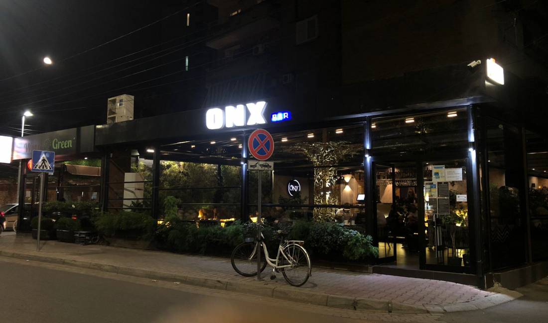 Offerte di lavoro a Tirana, Profession Kamarier/e, Banakiere  , , Pagamento 26,000  Leke.