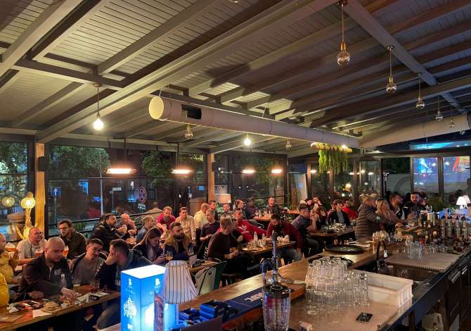 Offerte di lavoro a Tirana, Profession Kamarier, Banakier, Sanitare  , , Pagamento Trattabile.