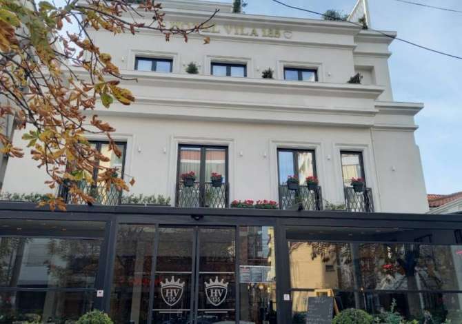 Njoftime Pune per Ndihmes Kuzhinier, Kamarier Bar Restoranti ne Tirane