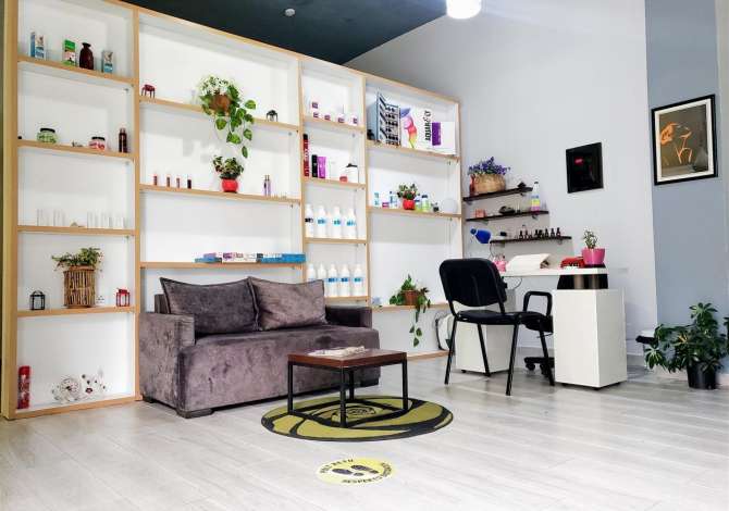 Attivita commerciale in vendita 1+1 a Tirana - 13,000 Euro