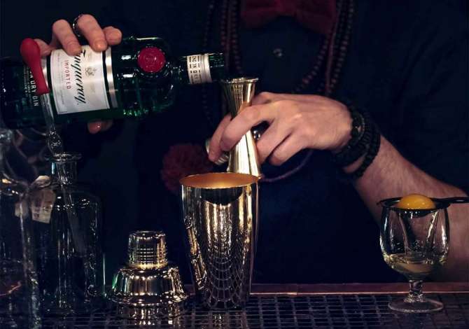 Njoftime Pune per Banakier/e, Ndihmes Banakiere (F) ne Tirane