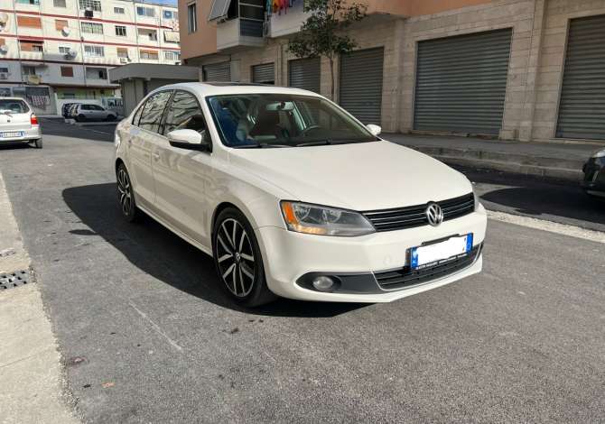 Noleggio Auto a Valona - 40 Euro