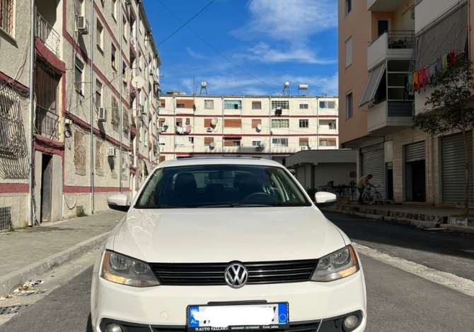 Noleggio Auto a Valona - 40 Euro