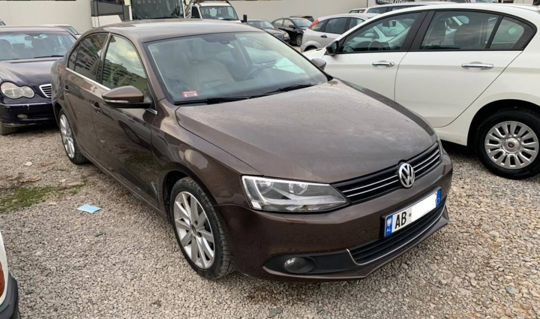 Passat Bora me qera duke filluar nga 30 euro dita.