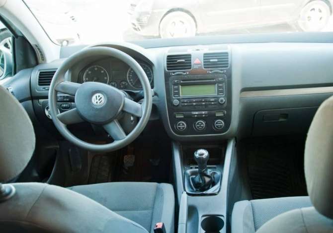 Noleggio Auto a Valona - 33 Euro