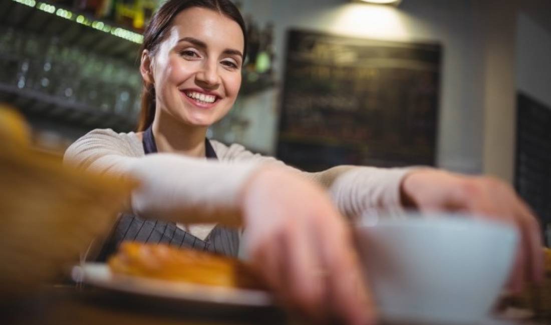 Offerte di lavoro a Tirana, Profession Kamariere/Banakiere , , Pagamento Trattabile.