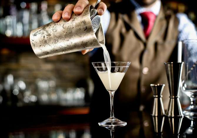 Njoftime Pune per Banakier/e ne Tirane