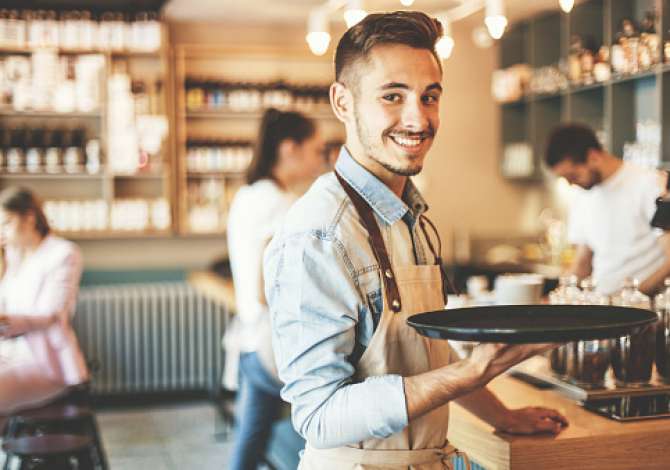 Njoftime Pune per 3 Kamarier ne Tirane