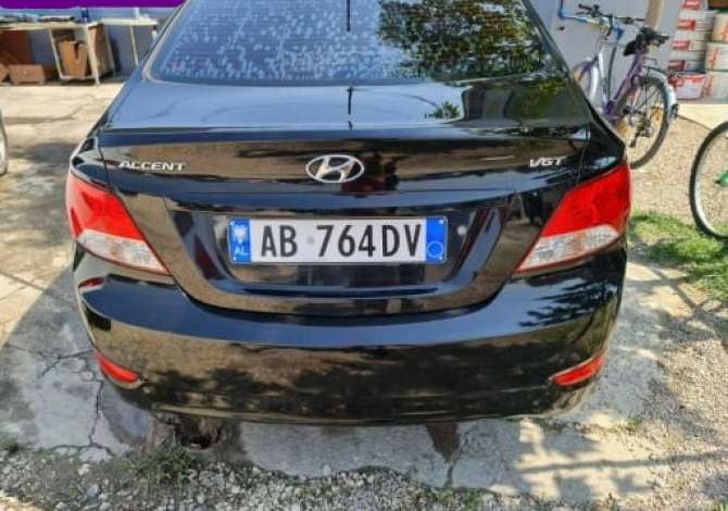Jepet me qera makina Hyundai duke filluar nga 30 Euro/Dita 