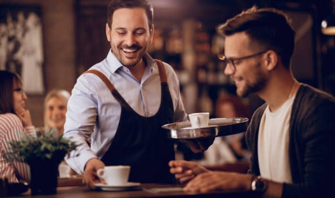 Offerte di lavoro a Tirana, Profession Kamarier , , Pagamento Trattabile.