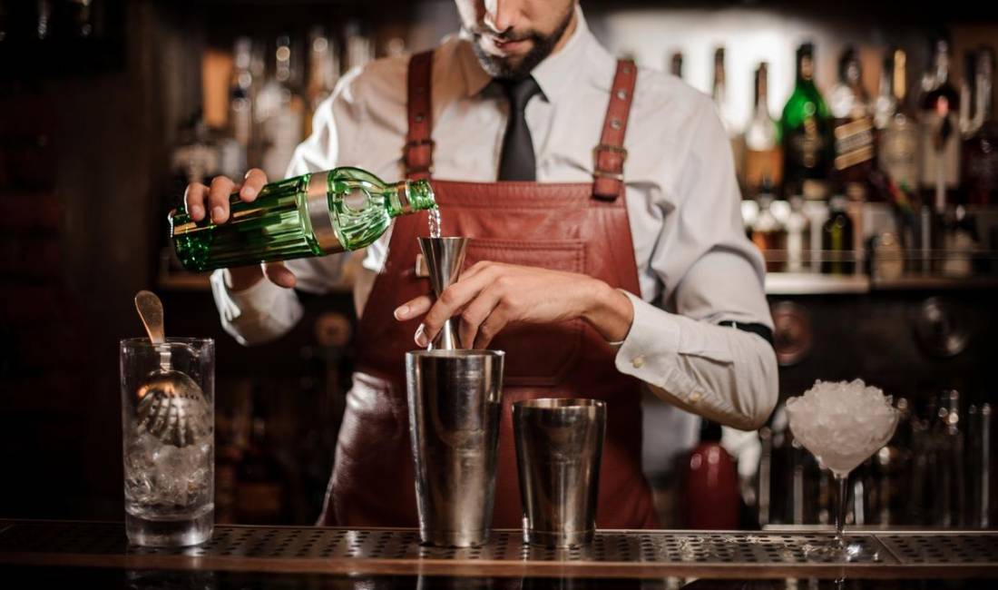 Offerte di lavoro a Tirana, Profession Banakier/e, Kamarier/e  , , Pagamento Trattabile.