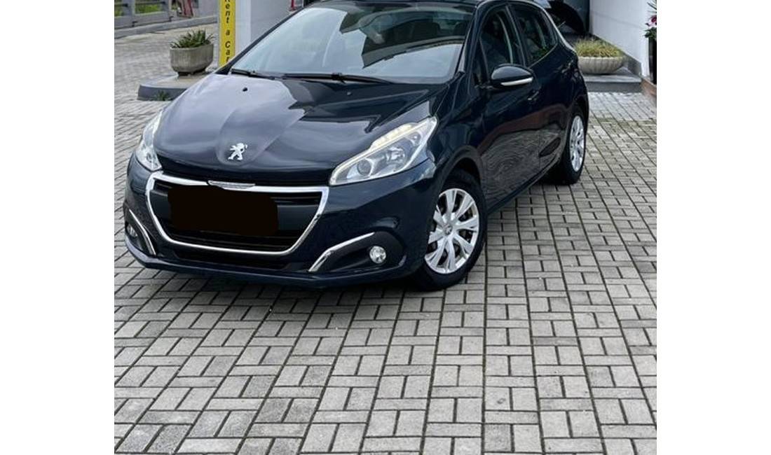Jepet makina me qera Peugeot duke filluar nga 30 Euro/Dita 