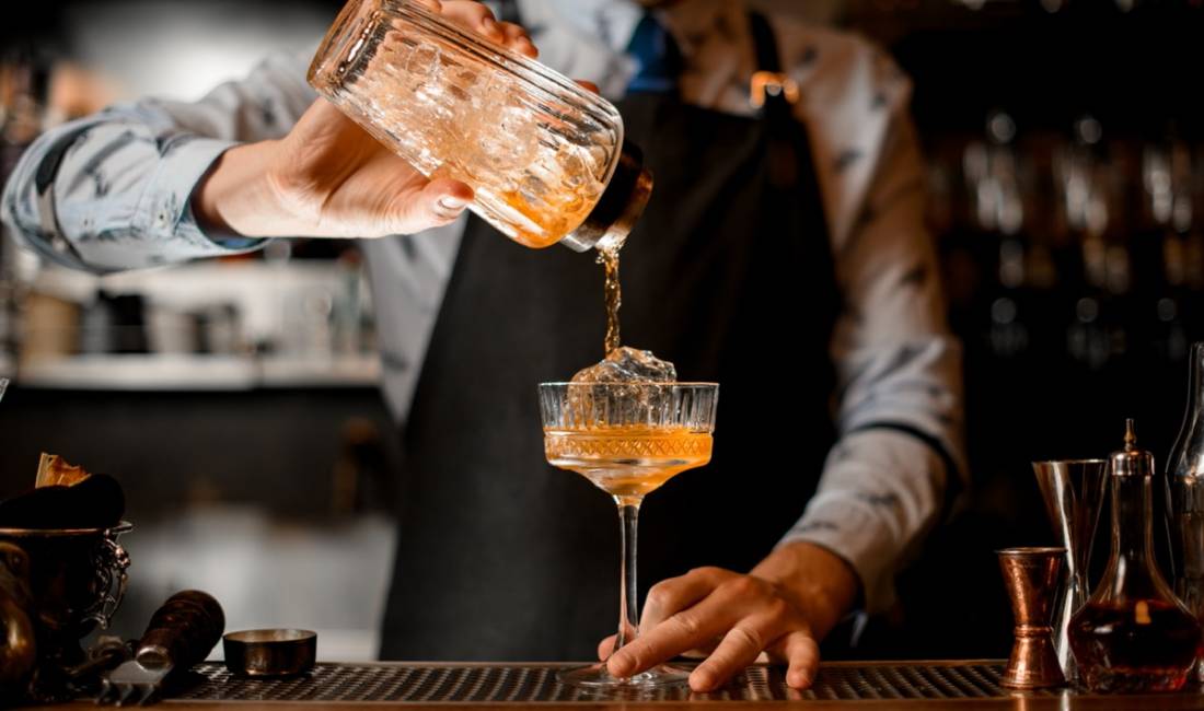 Offerte di lavoro a Tirana, Profession Banakier/e , , Pagamento Trattabile.