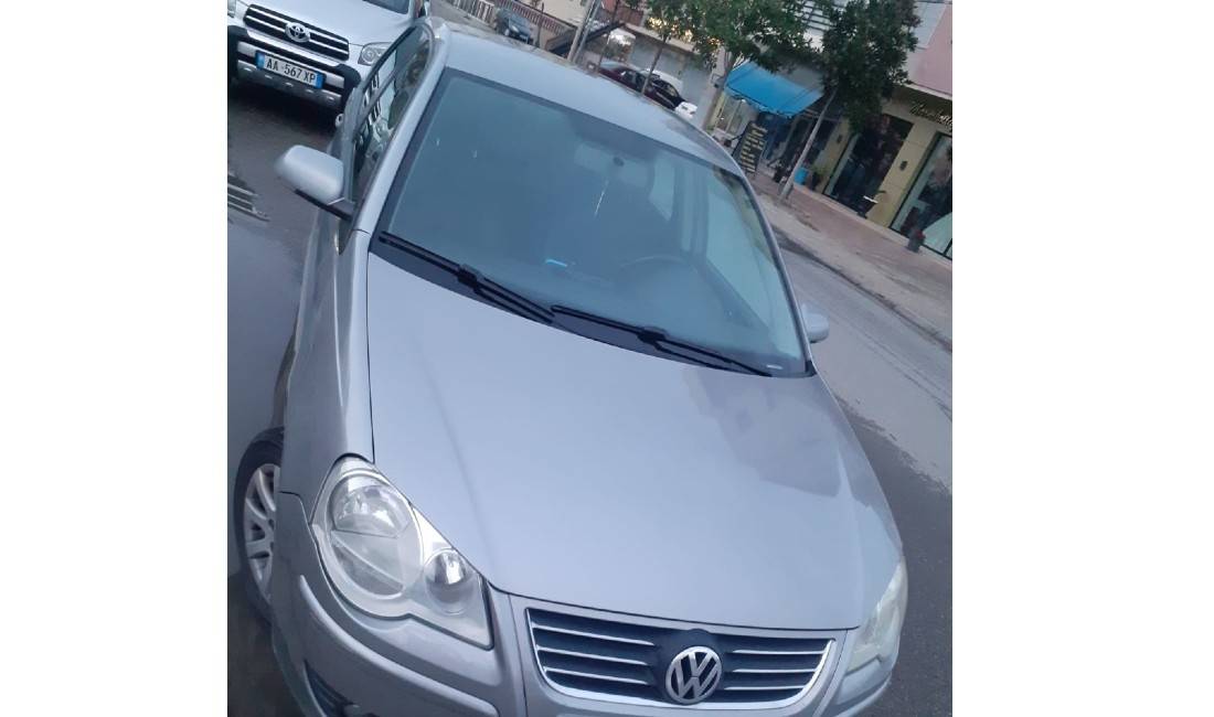  Jepet me qera Volkswagen Polo  duke filluar nga 27 euro/dita