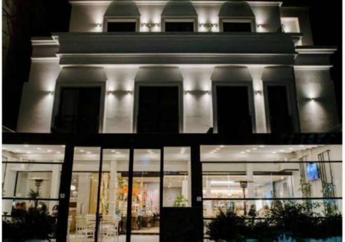 Njoftime Pune per Ndihmes Kuzhinier, Recepsionist, Kamarier, Kuzhinier ne Tirane