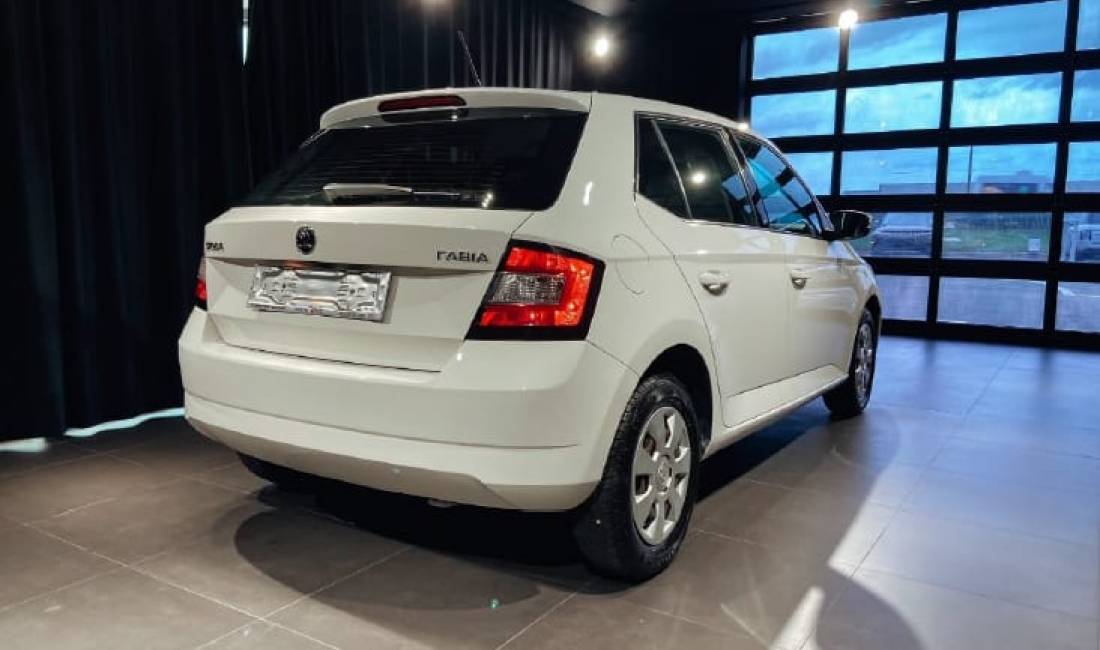 Jepet makina Skoda Fabia me qera duke filluar nga 25 Euro/Dita 