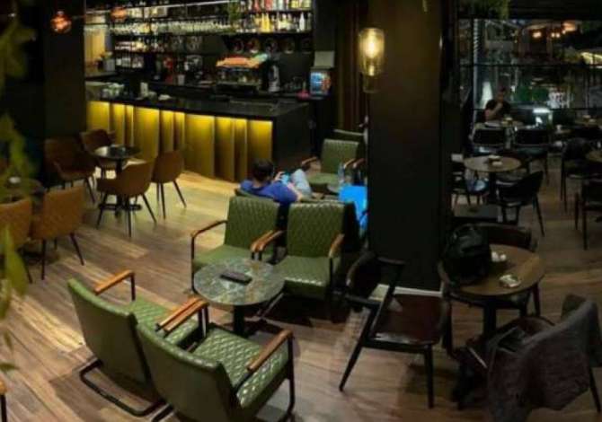 Offerte di lavoro a Tirana, Profession Ndihmese Banakiere  , , Pagamento 30,000  Leke.