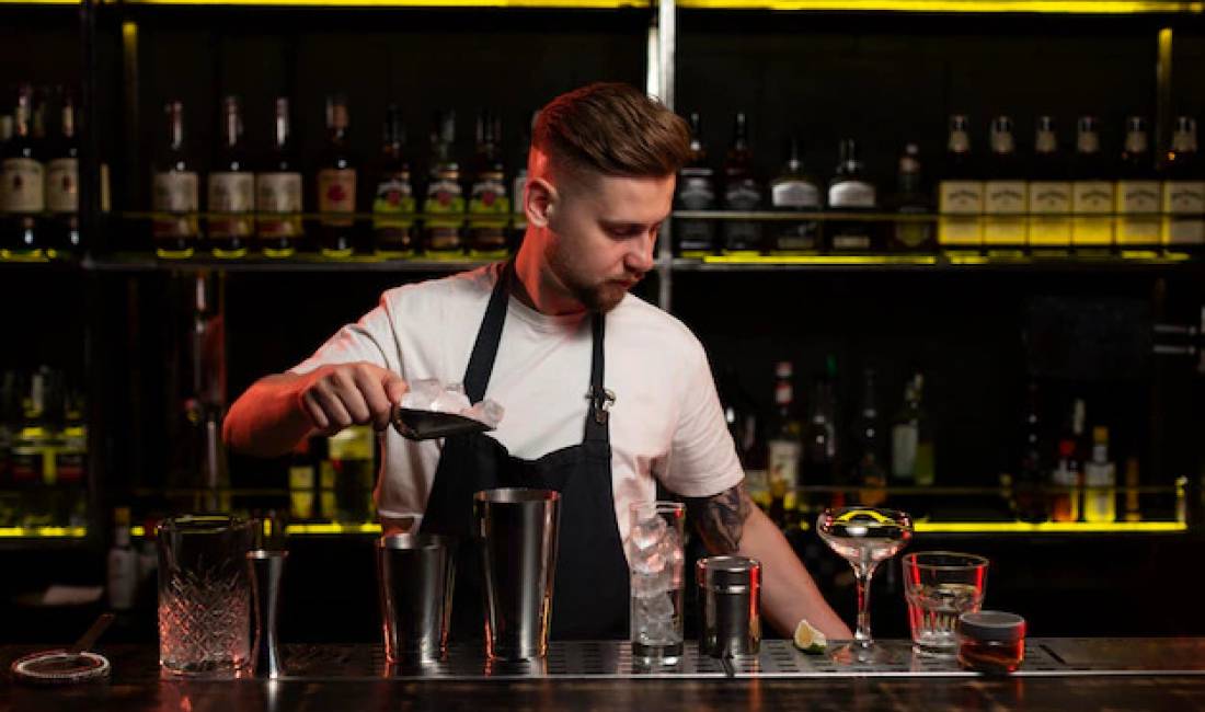 Offerte di lavoro a Tirana, Profession Banakier+Kamarier , , Pagamento Trattabile.