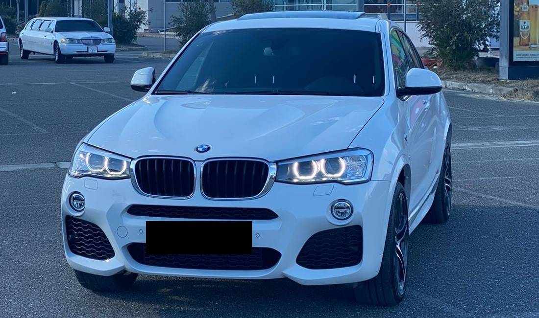 Jepet makina Bmw x4 me qera duke filluar nga 170 Euro/Dita 