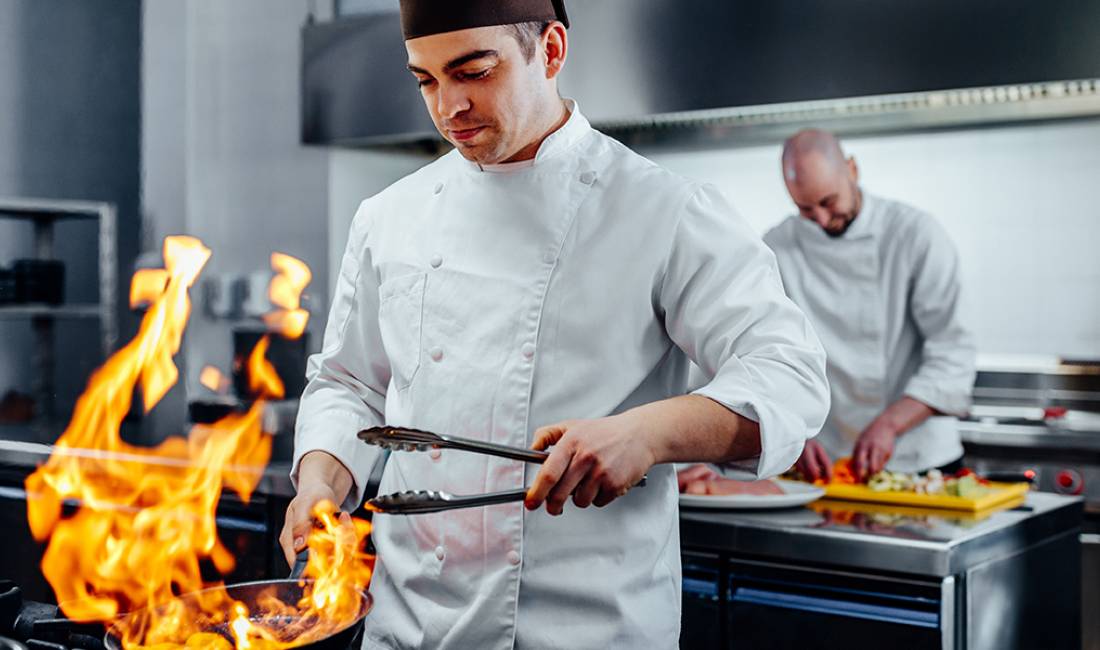 Offerte di lavoro a Tirana, Profession Kuzhinier, Ndihmes Kuzhinier, Banakier, Kamarier , , Pagamento Trattabile.