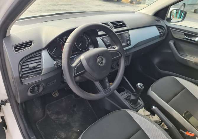 Jepet makina Skoda Fabia me qera duke filluar nga 30 Euro/Dita