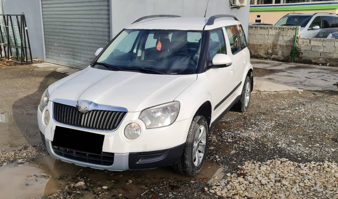 Jepet makina Skoda Yeti me qera duke filluar nga 40 euro dita.