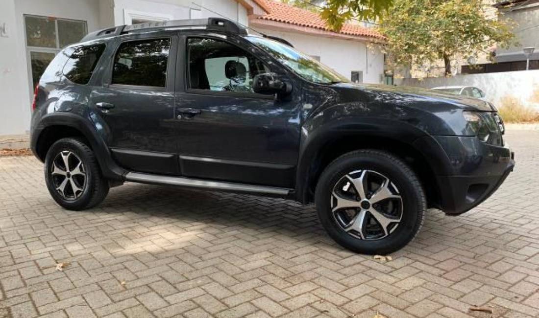 Jepet makina Dacia Duster me qera duke filluar nga 55 Euro/Dita