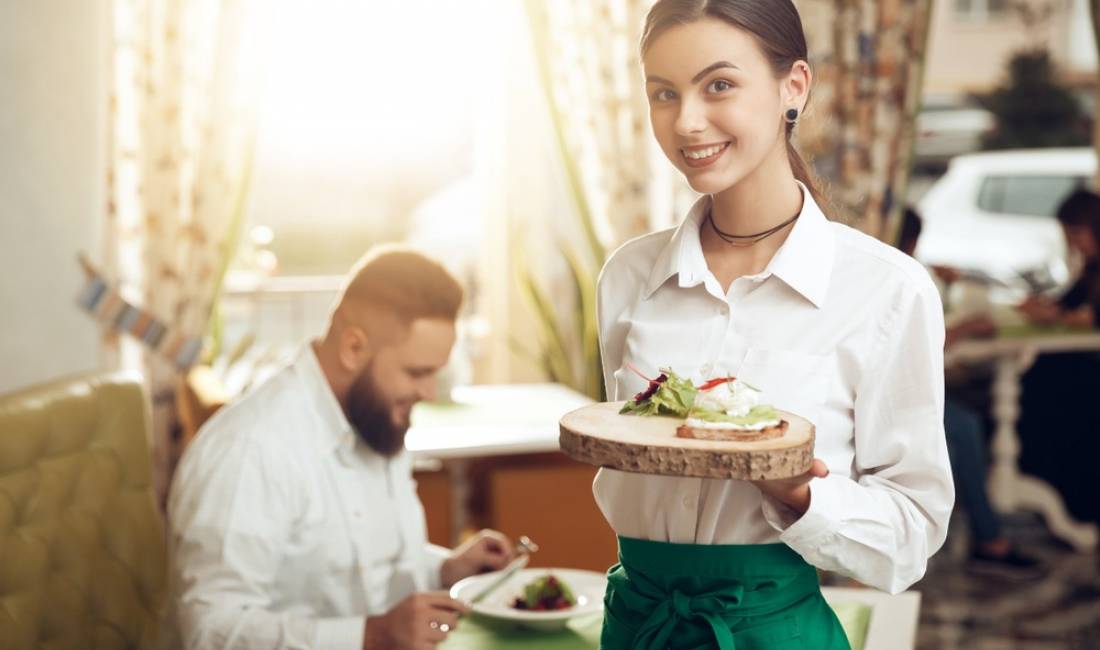 Offerte di lavoro a Tirana, Profession Kamariere, Sanitare , , Pagamento Trattabile.