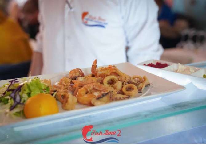 Offerte di lavoro a Tirana, Profession Kamarier,  Kuzhinier , , Pagamento Trattabile.