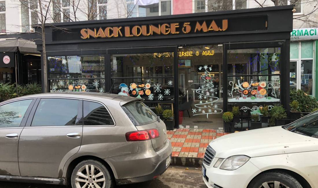 Offerte di lavoro a Tirana, Profession Kuzhinier, Banakier/e, Sanitare , , Pagamento Trattabile.