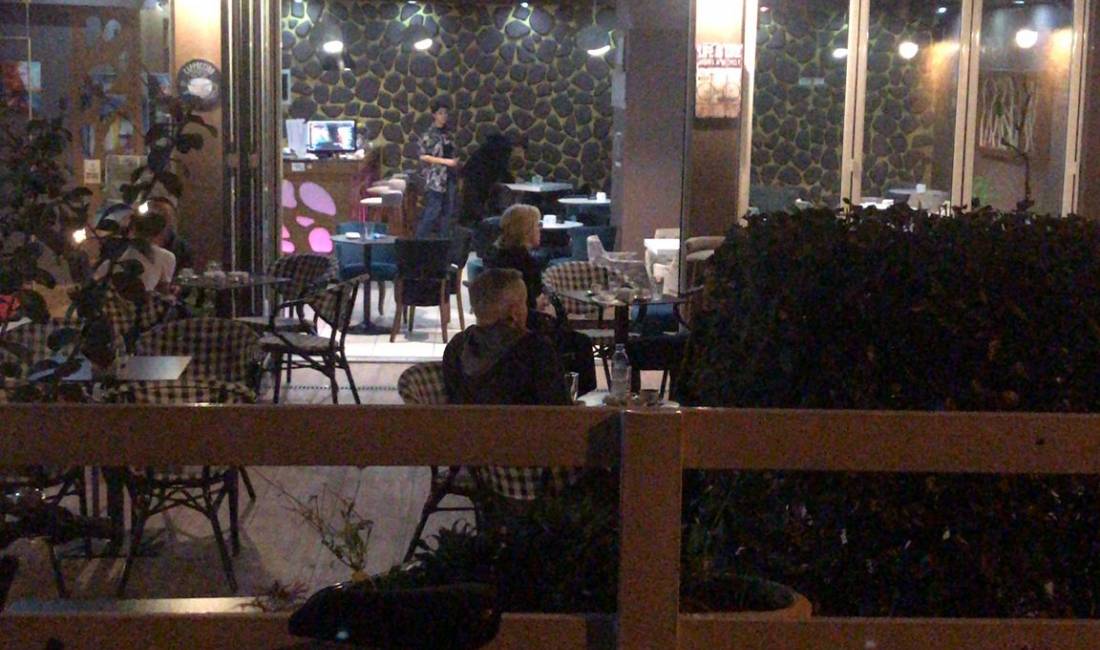 Offerte di lavoro a Tirana, Profession Kamariere, Banakiere  , , Pagamento Trattabile.