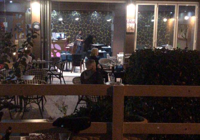 Njoftime Pune per Kamariere, Banakiere ne Tirane