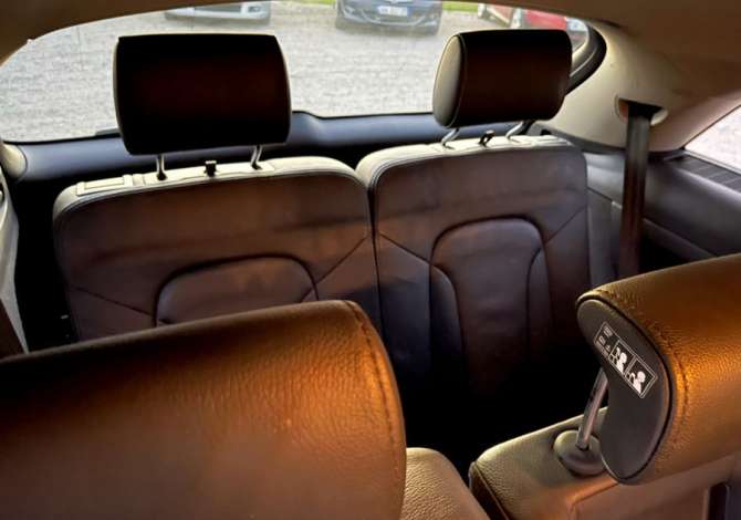 Jepet makina Audi q7 me qera duke filluar nga 90 euro dita