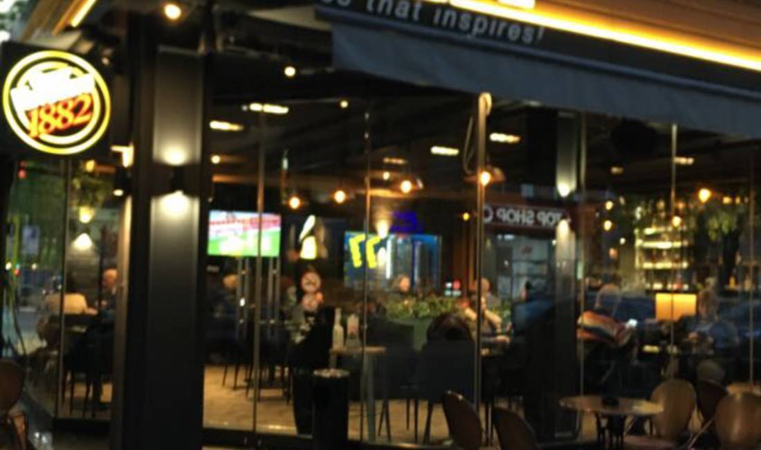 Offerte di lavoro a Tirana, Profession Kamarier/e, Banakier/e, Sanitare , , Pagamento 40,000  Leke.