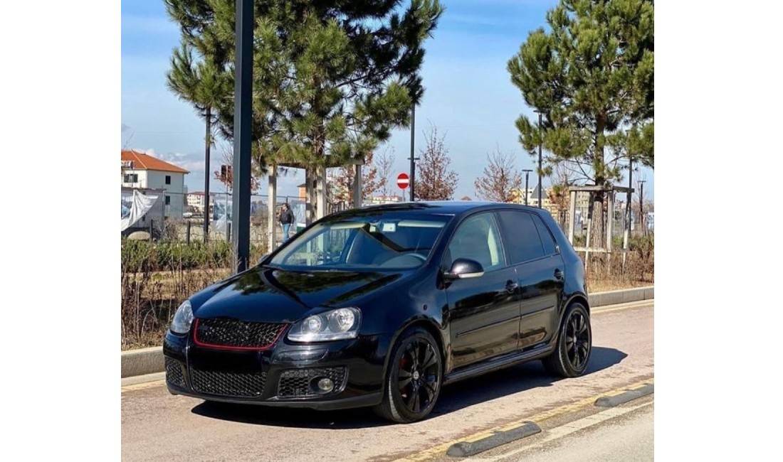 Jepet makina Golf 5 me qera duke filluar nga 45 euro dita