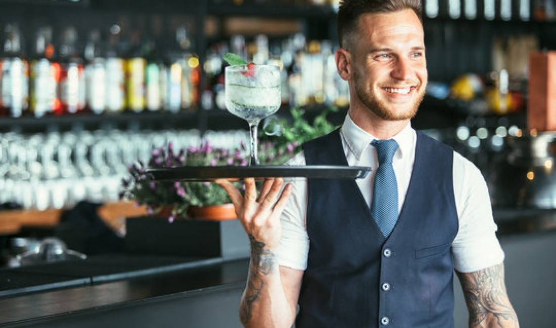 Offerte di lavoro a Tirana, Profession Kamarier/e , , Pagamento Trattabile.