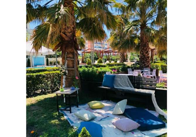 Offerte di lavoro per Ekonomist, Chef kuzhine, Banakier/e, Kamarier/e, Picier, Sanitare a Scutari