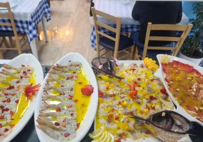 Njoftime Pune per Ndihmes Kamarier/e, Pastruese Peshku ne Tirane