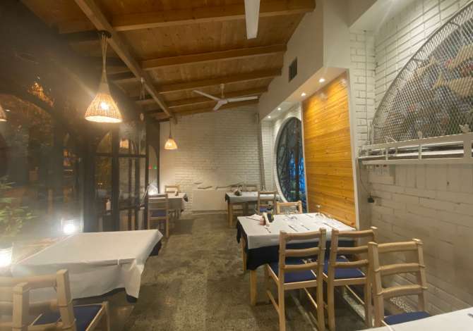 Shitet Biznesi Dyqan+Restorant Peshku ne Tirane