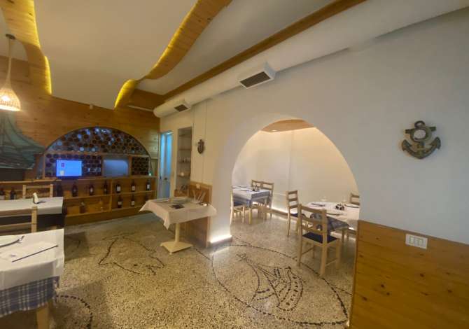 Shitet Biznesi Dyqan+Restorant Peshku ne Tirane