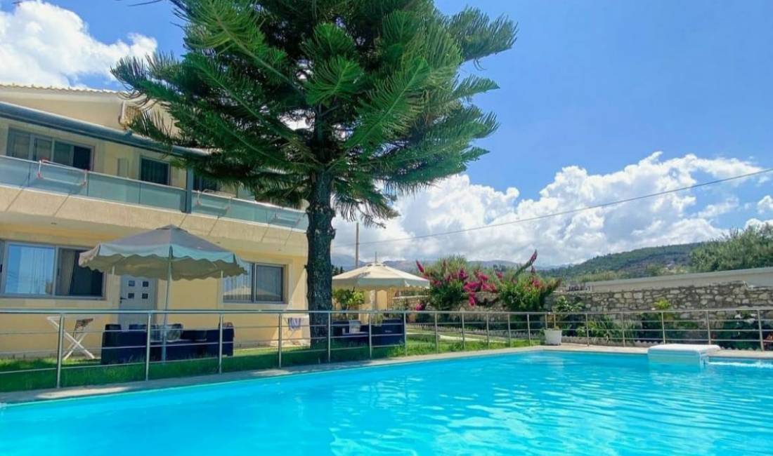 Offerte di lavoro a Himara, Profession Sanitare  , , Pagamento Trattabile.