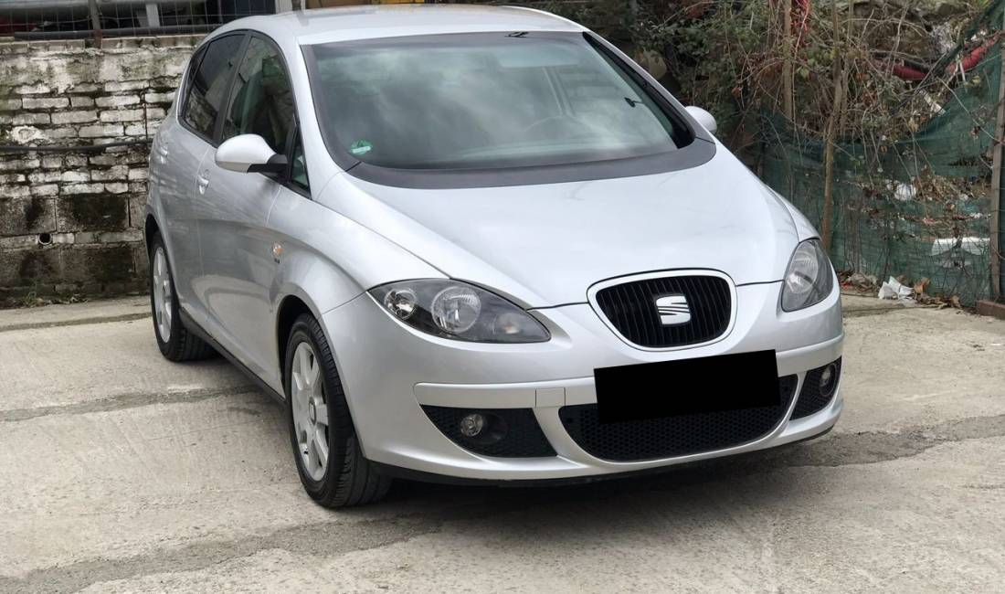 Jepet me qera makina Seat Altea duke filluar nga 28 Euro/Dita