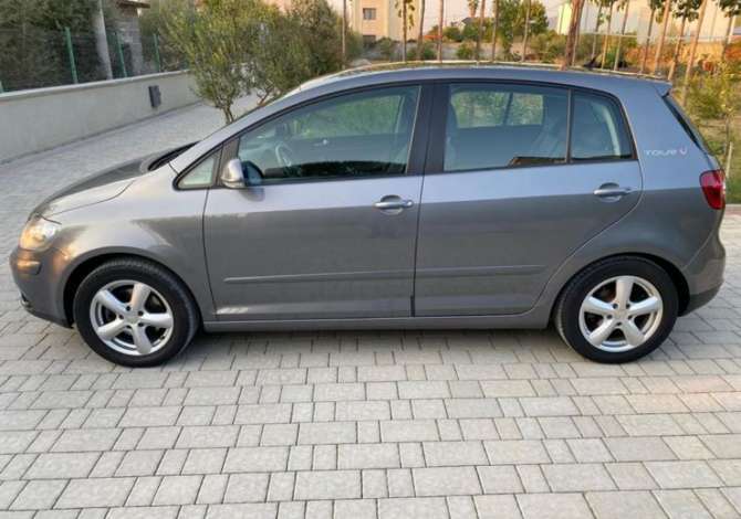 Jepet me qera makina Golf 5+ duke filluar nga 25 Euro/Dita
