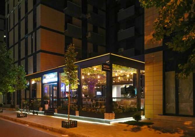 Njoftime Pune per Ndihmes Kuzhinier, Sallatier/e, Ndihmes Picier, Kamariere, Ndihmes Banakier/e ne Tirane