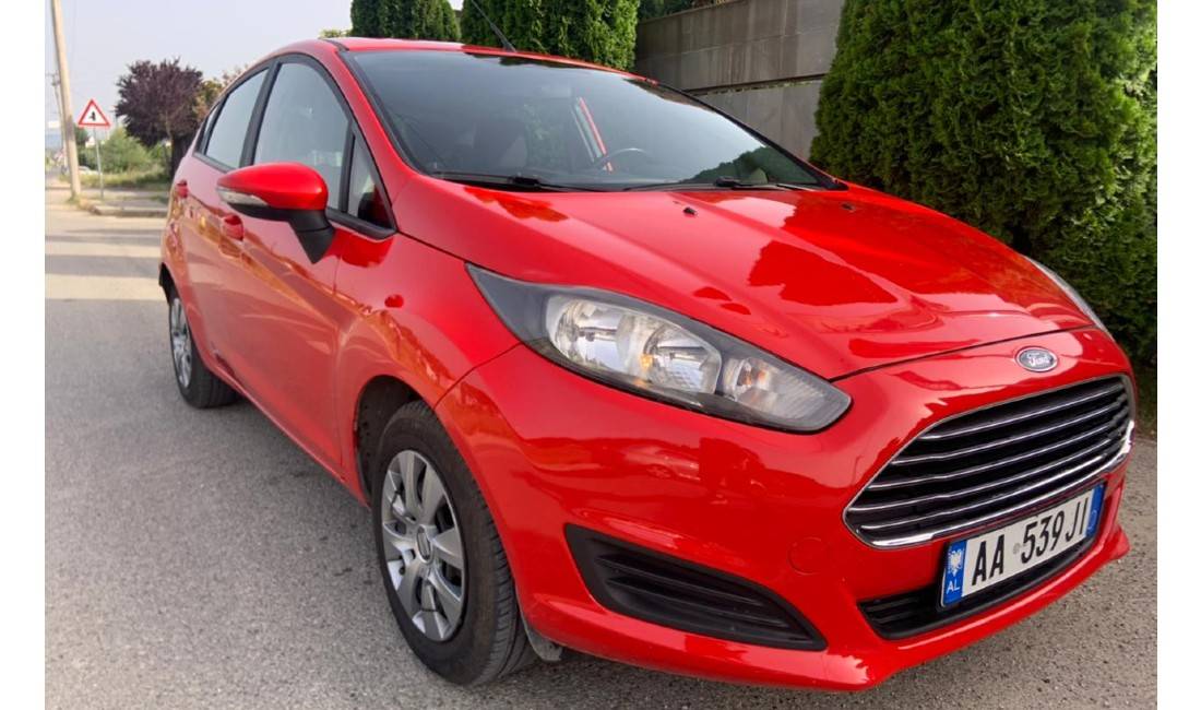 Makina me qera Ford duke filluar nga 40 Euro + 5 dite
