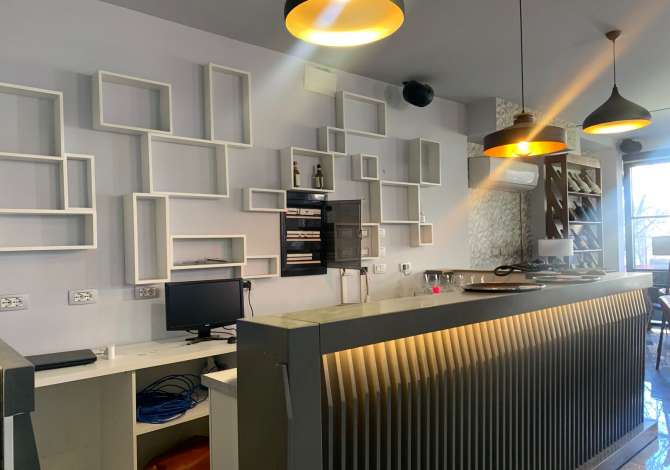 Jepet me qera Bar Kafe tek Mine peza, prane Big Market