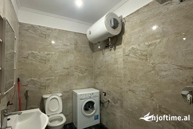 Shtepi me qera Apartament ne Tirane, 1+1, Mobilimi E mobiluar, Pagesa 400  Euro.