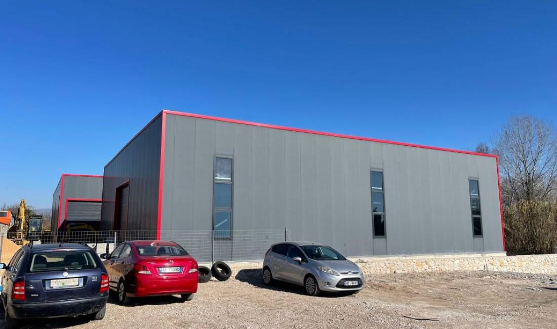 2 KAPANONE MULTIFUNKSIONAL NE RRUGEN E RINASIT !